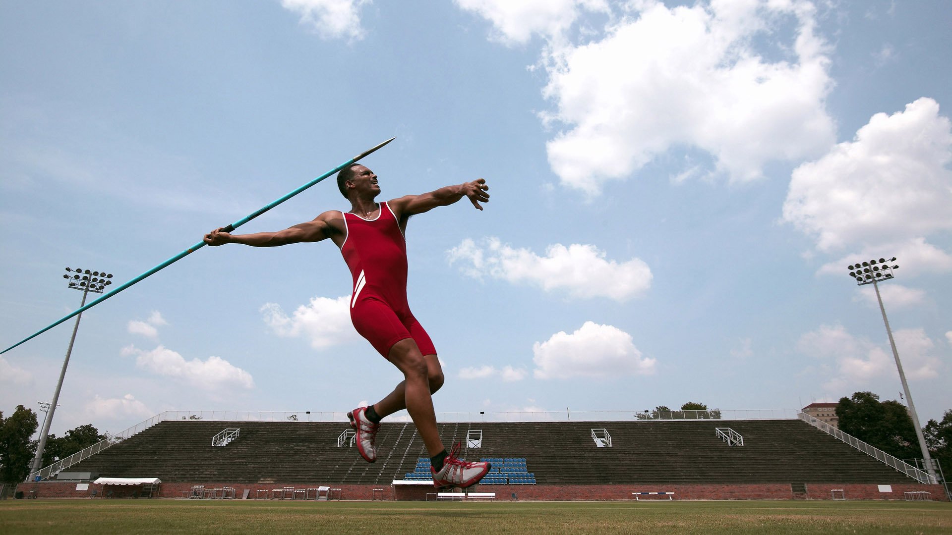 九游娱乐(jiuyou)官网-_极限飞跃挑战：越过障碍，超越自我_，飞越极限都有哪些场景
